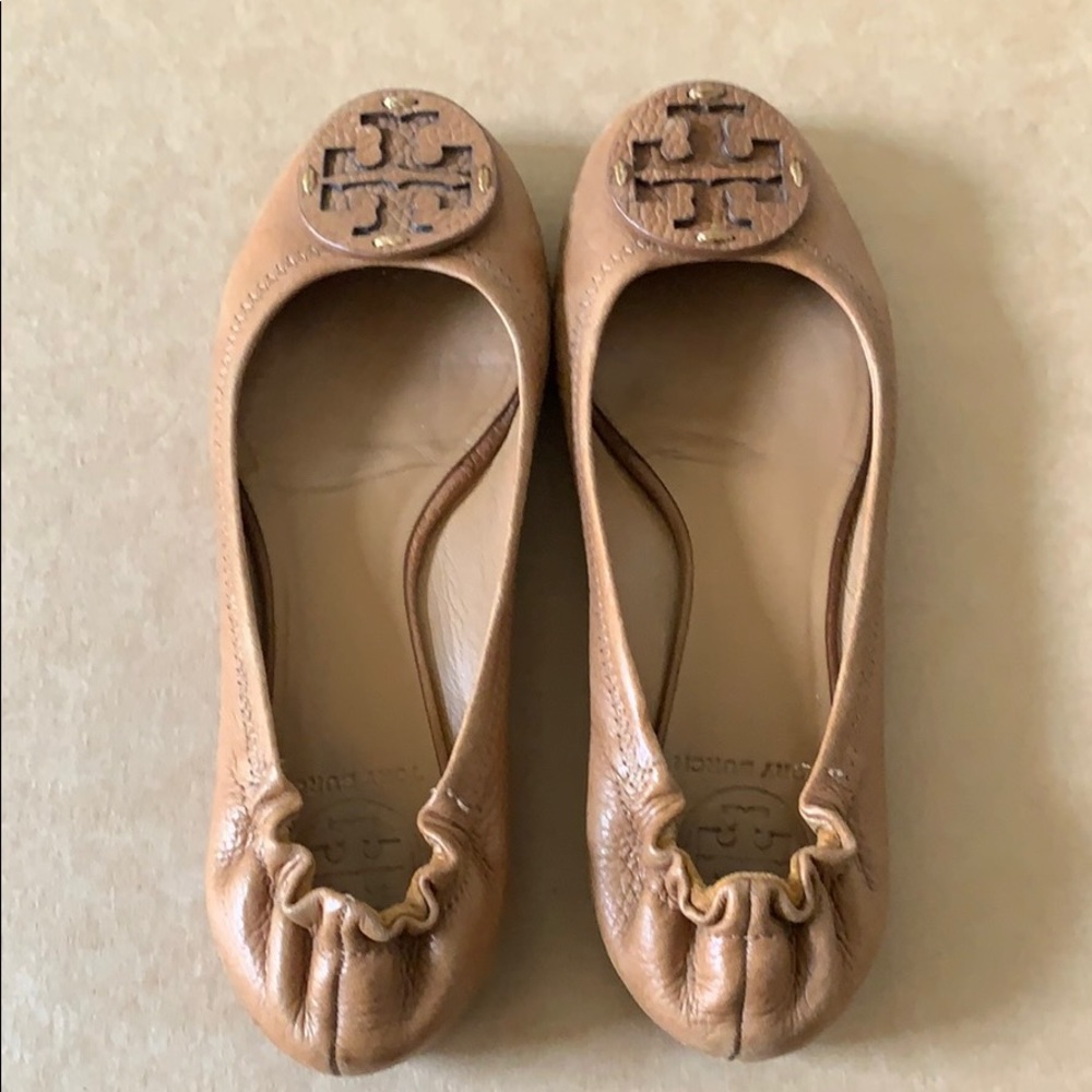 Tory Burch Reva Ballerina Tan Leather Flat 6 EUC